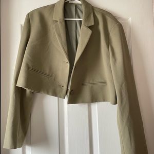 Oak and Fort cropped green blazer